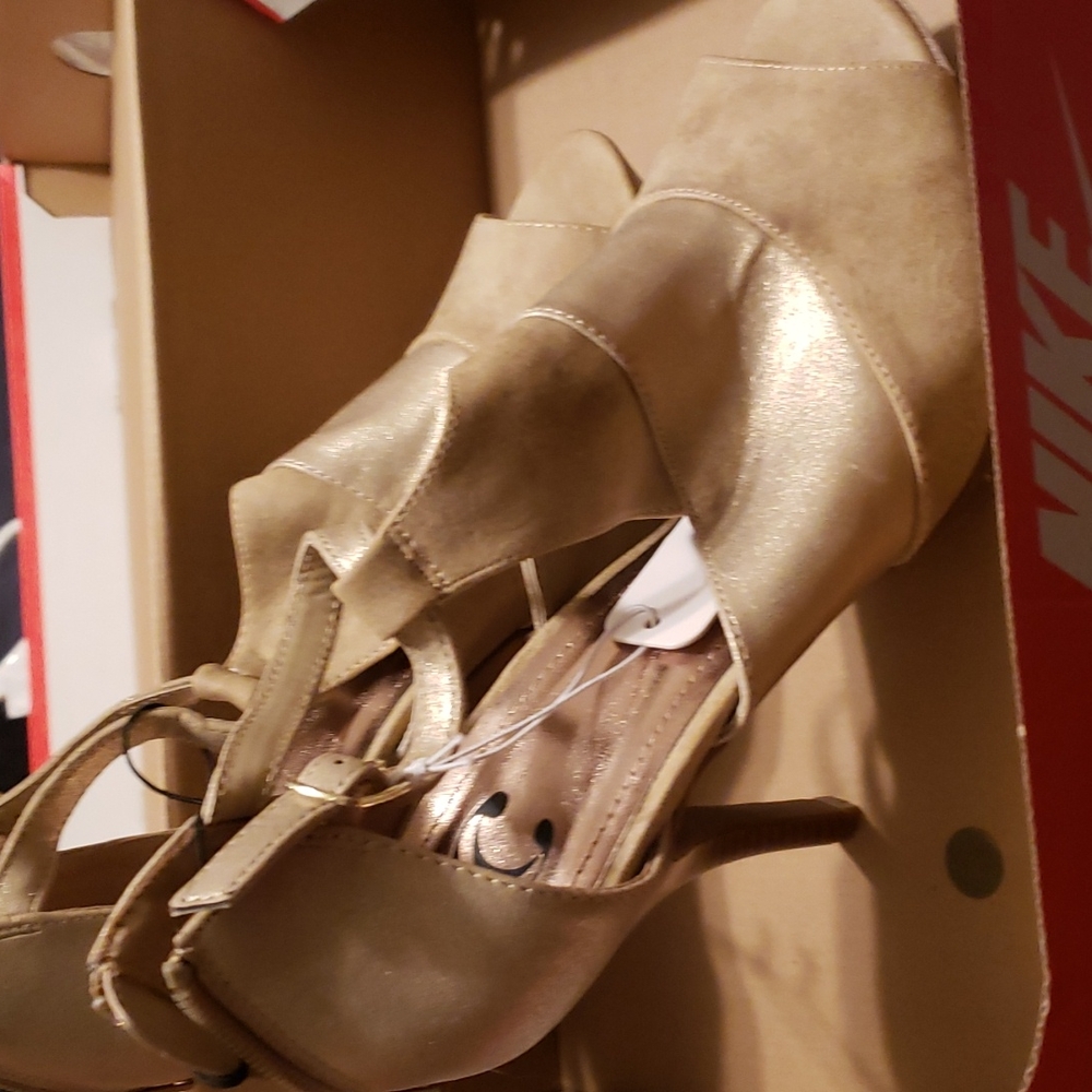 Gold Charming Charlie